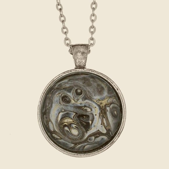 Fluid Art Pendant & Necklace Hand Made - Picture 1 of 1